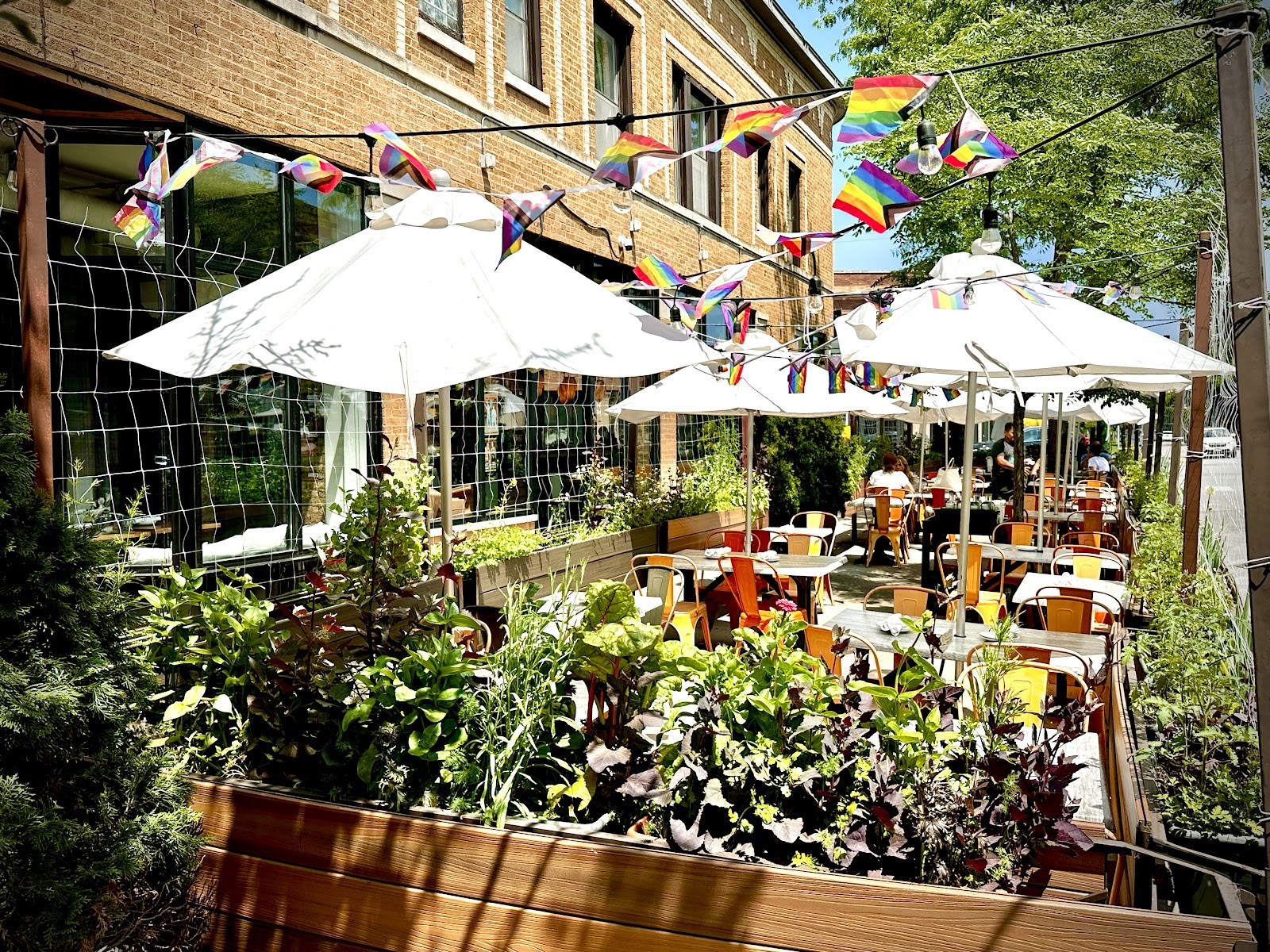 UncommonGround - Lakeview: the place