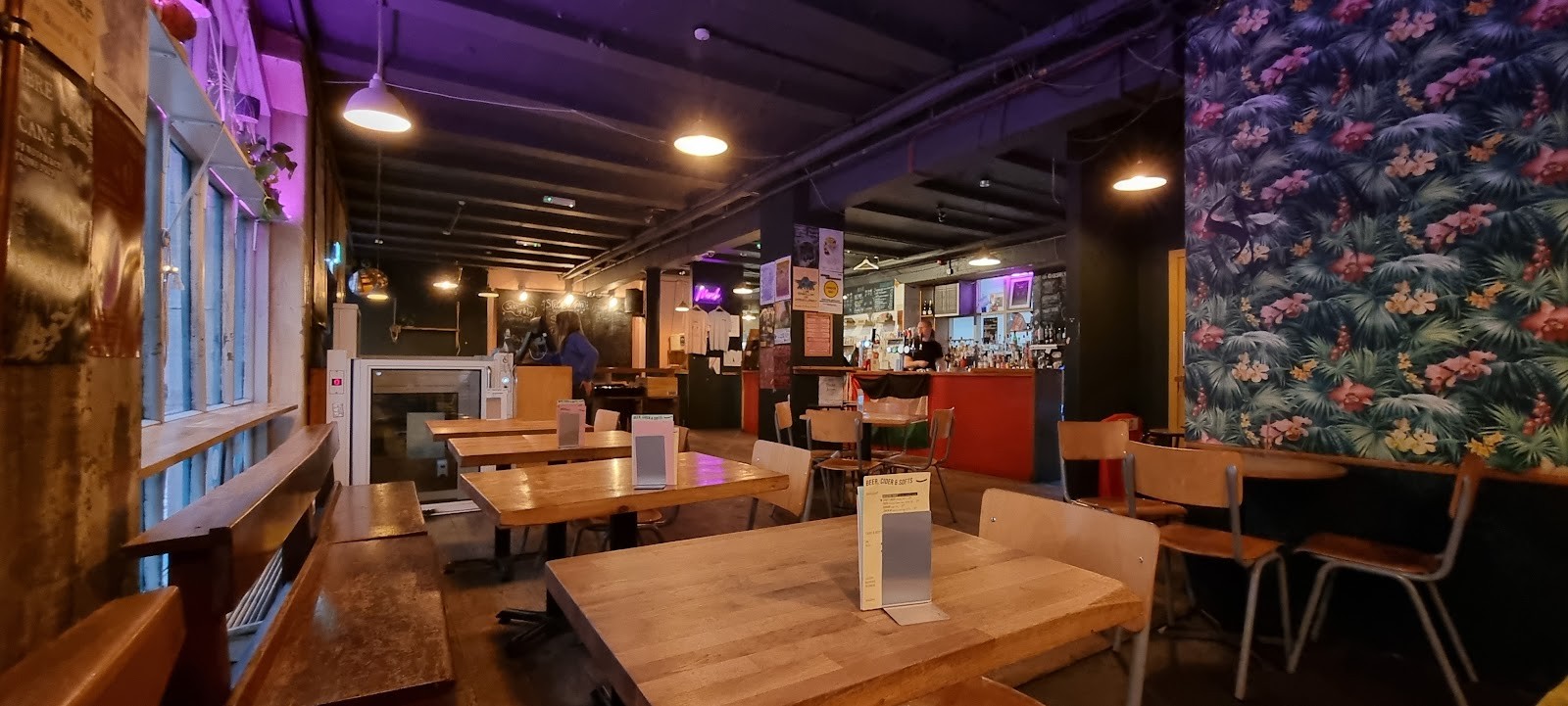 Stereo: the place