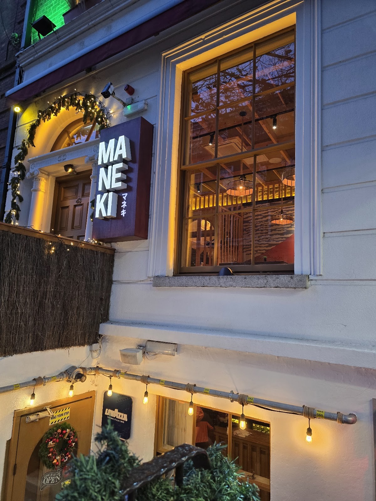 Maneki Japanese Cuisine & Karaoke Box: the place