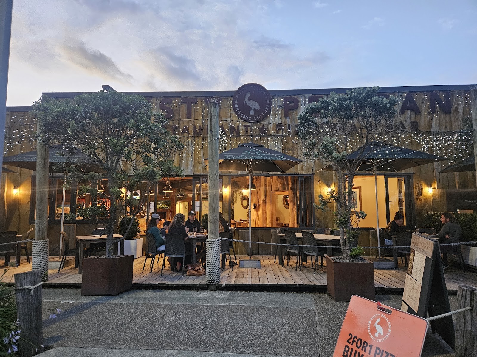 Rusty Pelican Sports Bar: the place