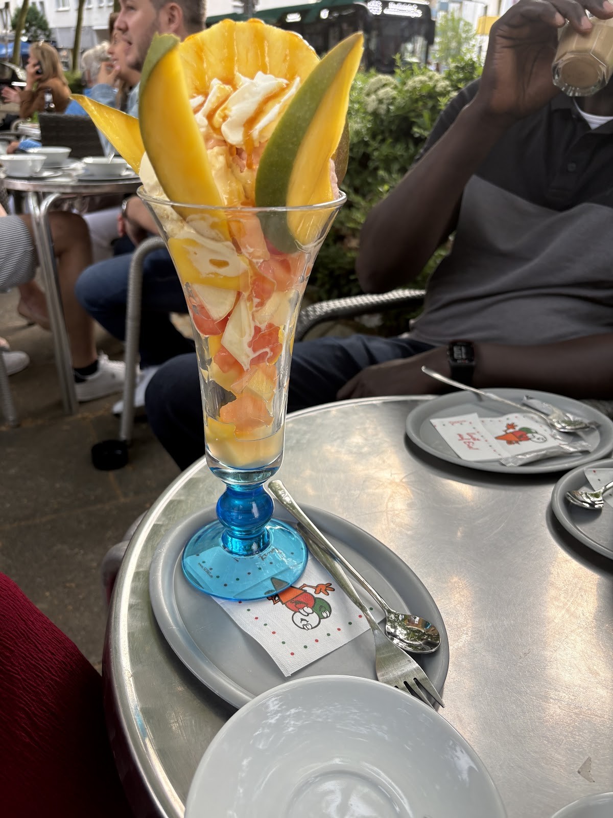 Ice Cafe Olimpio: food & drinks