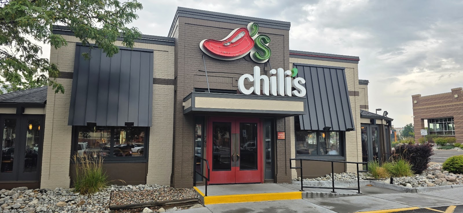 Chili's Grill & Bar: the place