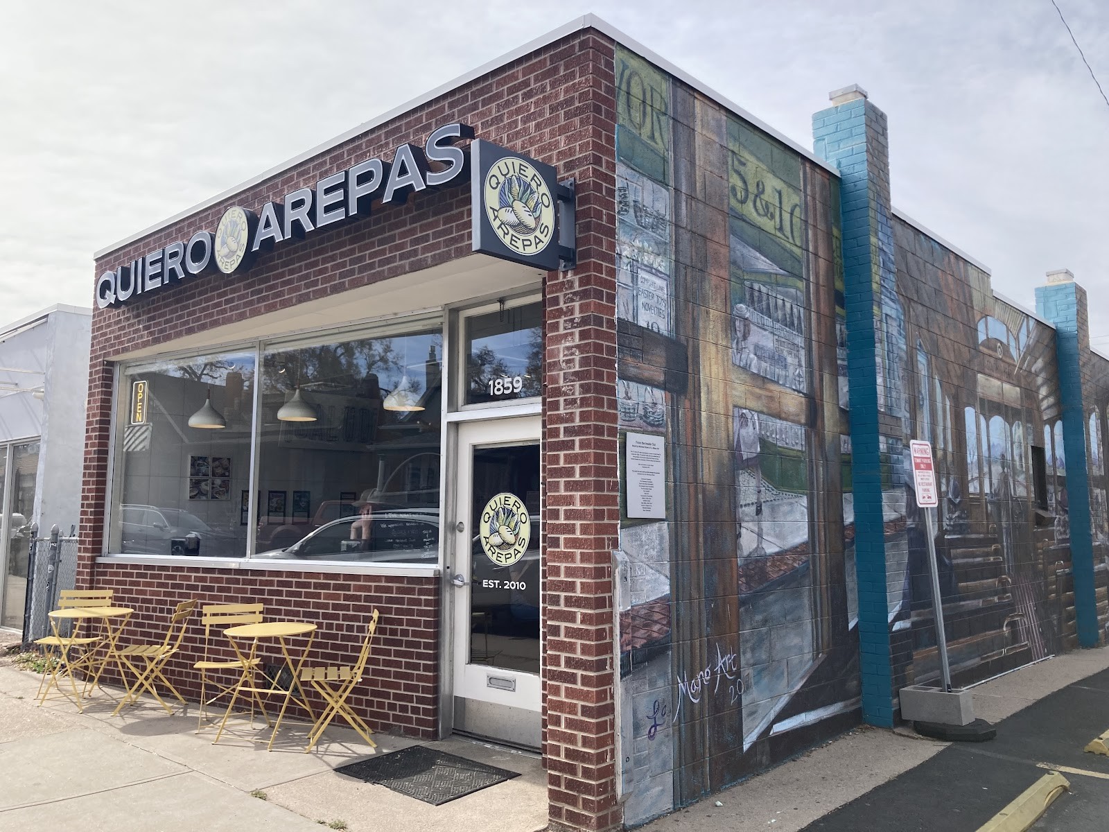 Quiero Arepas: the place