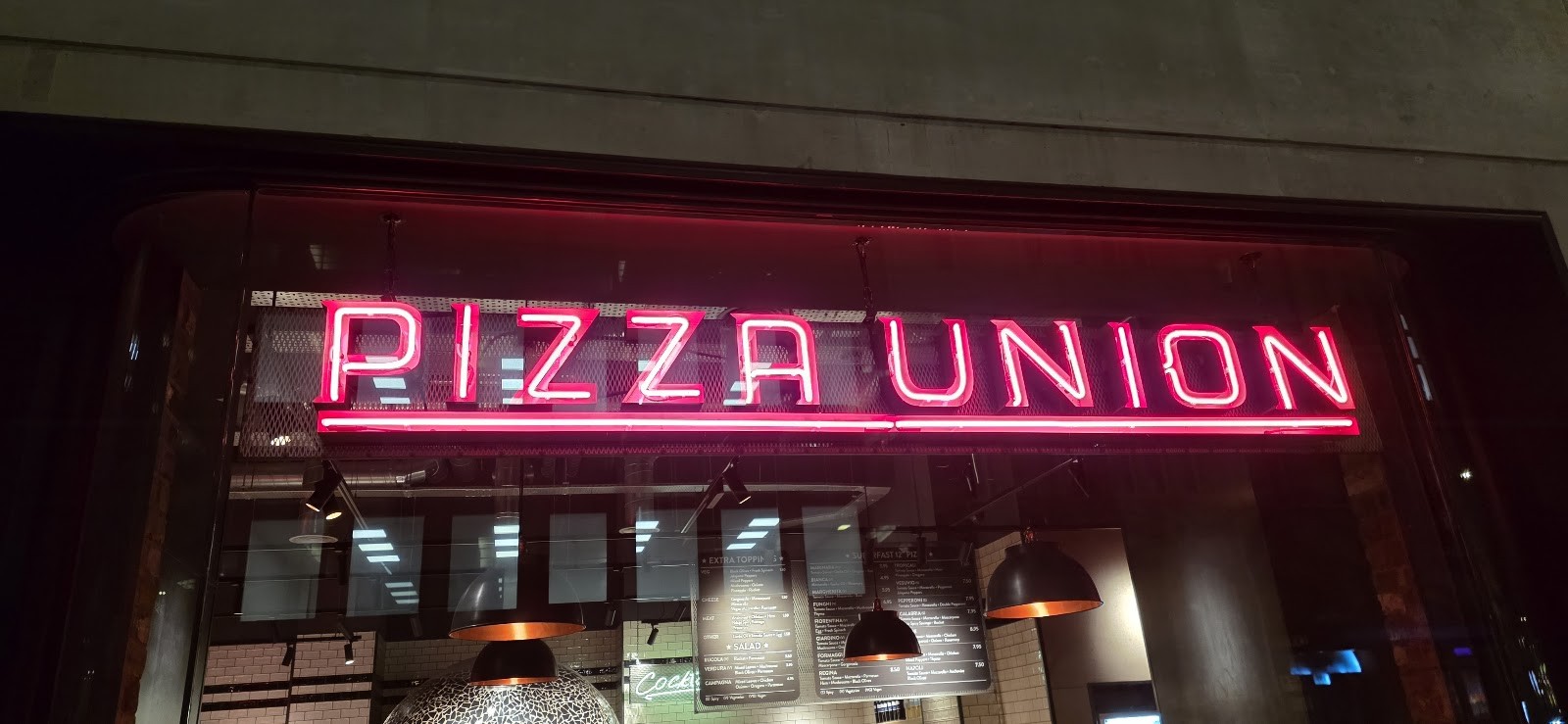 Pizza Union Holborn: the place