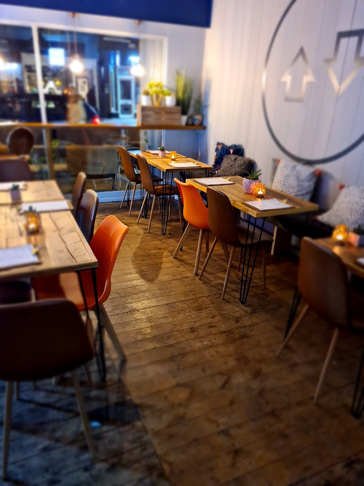 North South - Cafe & Bar: the place