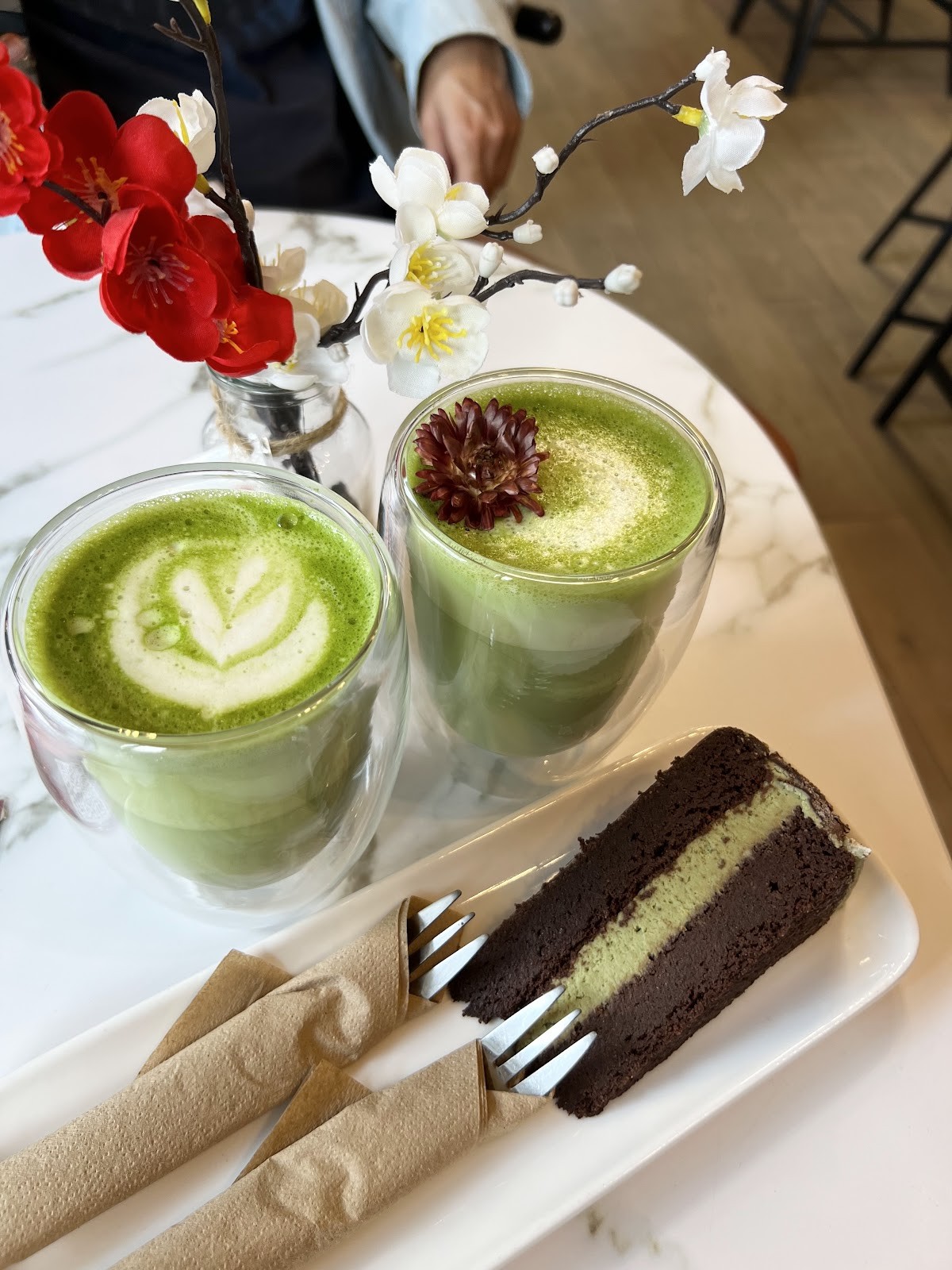 Yummzy: food & drinks
