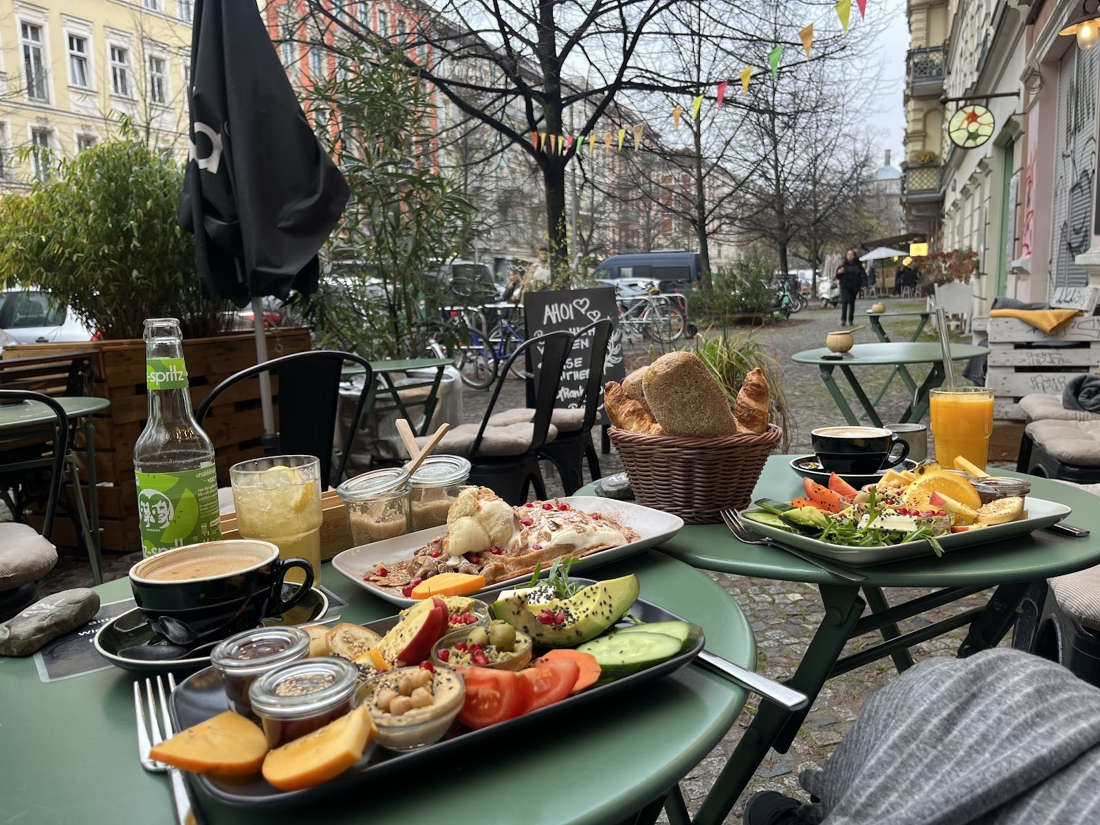 Cafe Neue Liebe: the place