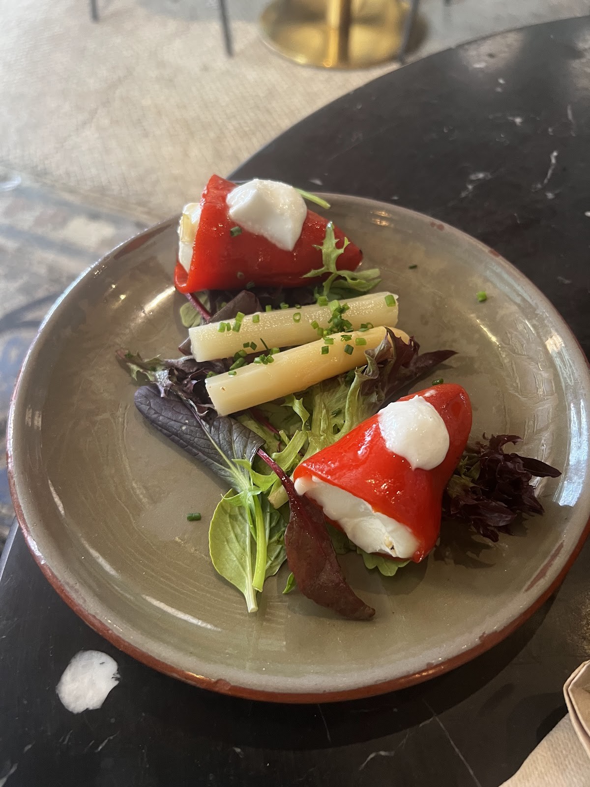 VELADA - Tapas Plant-Based y Cócteles en Barcelona: food & drinks