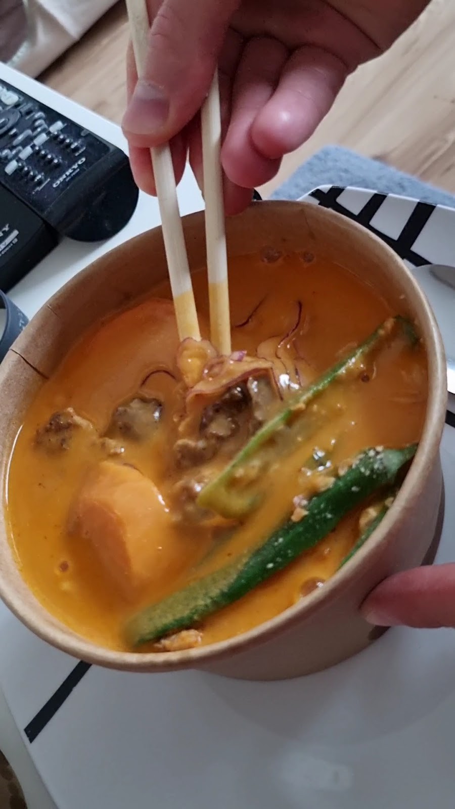 Yatta Vegan: food & drinks
