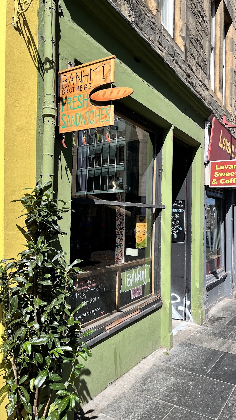 Bánh Mì Brothers: the place