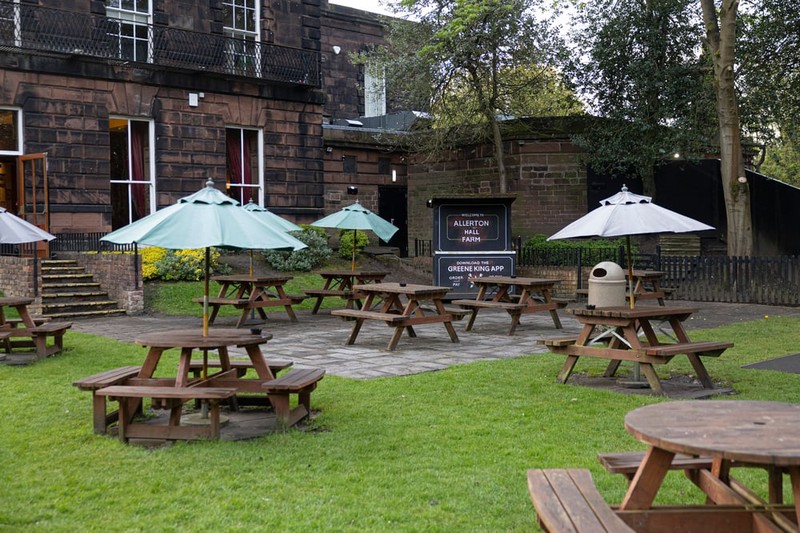 Allerton Hall - Dining & Carvery: photo 4