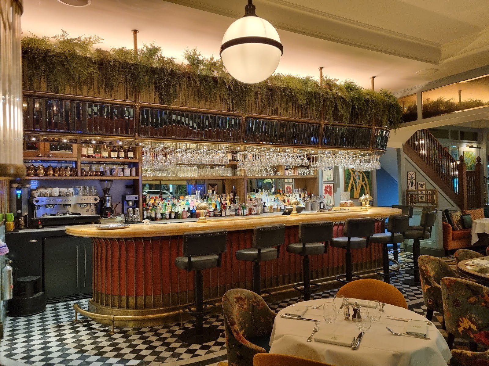 The Ivy Victoria Quarter Leeds: the place
