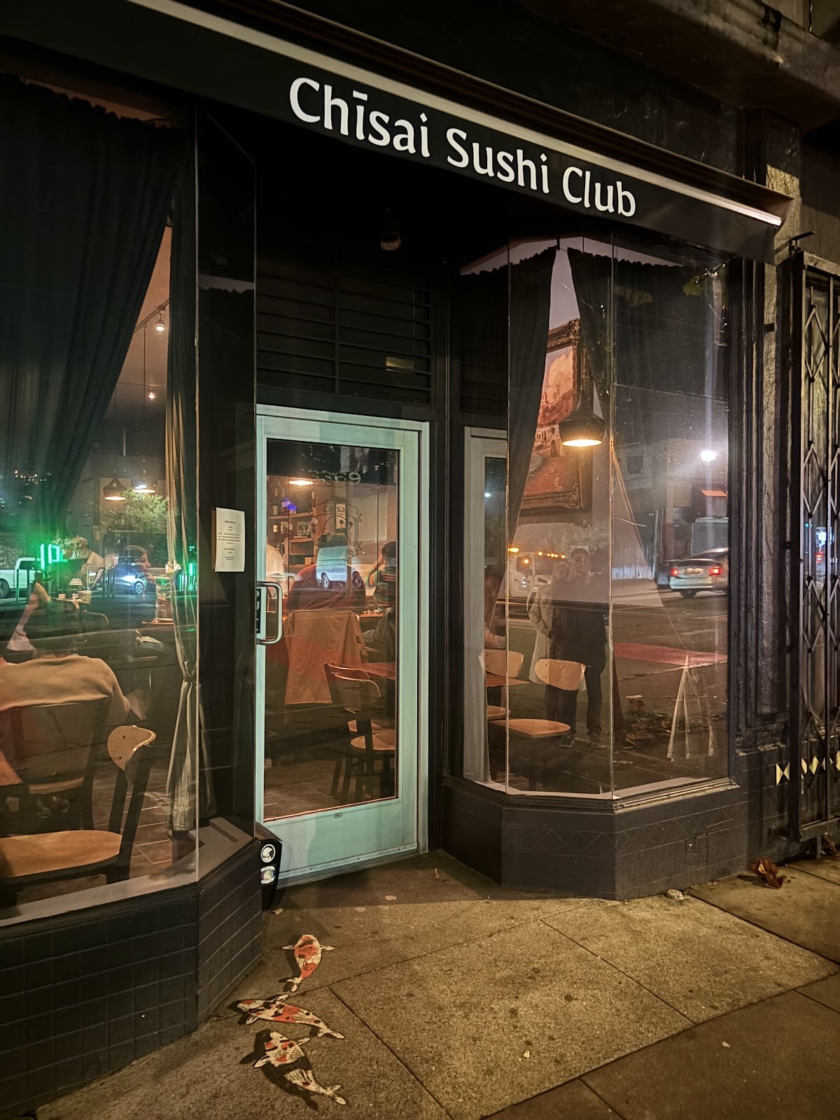 Chīsai Sushi Club: the place