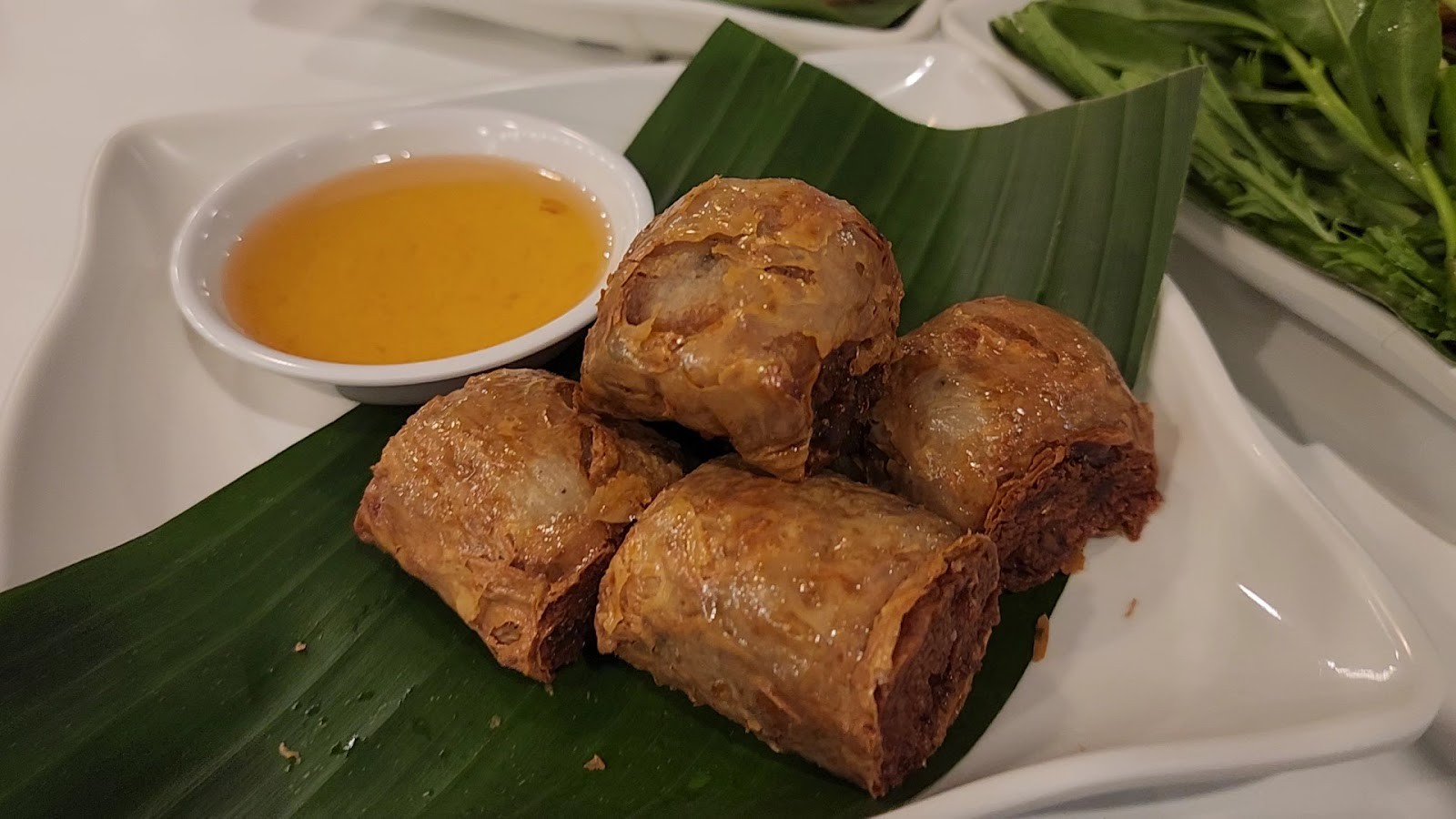 Tammang Sathorn-Charoenraj Isaan Vegan ตำมัง สาทร-เจริญราษฎร์ อีสาน เจ มังสวิรัติ วีแกน: food & drinks