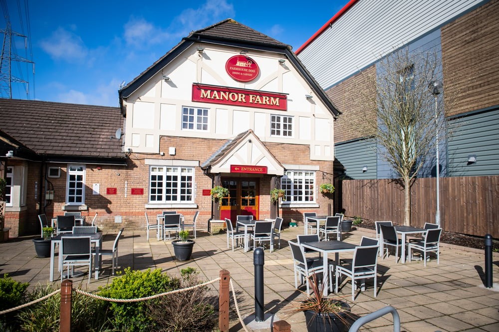 Farmhouse Inns - Manor Farm: the place