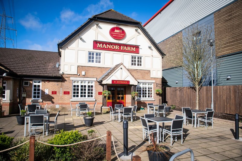 Farmhouse Inns - Manor Farm: photo