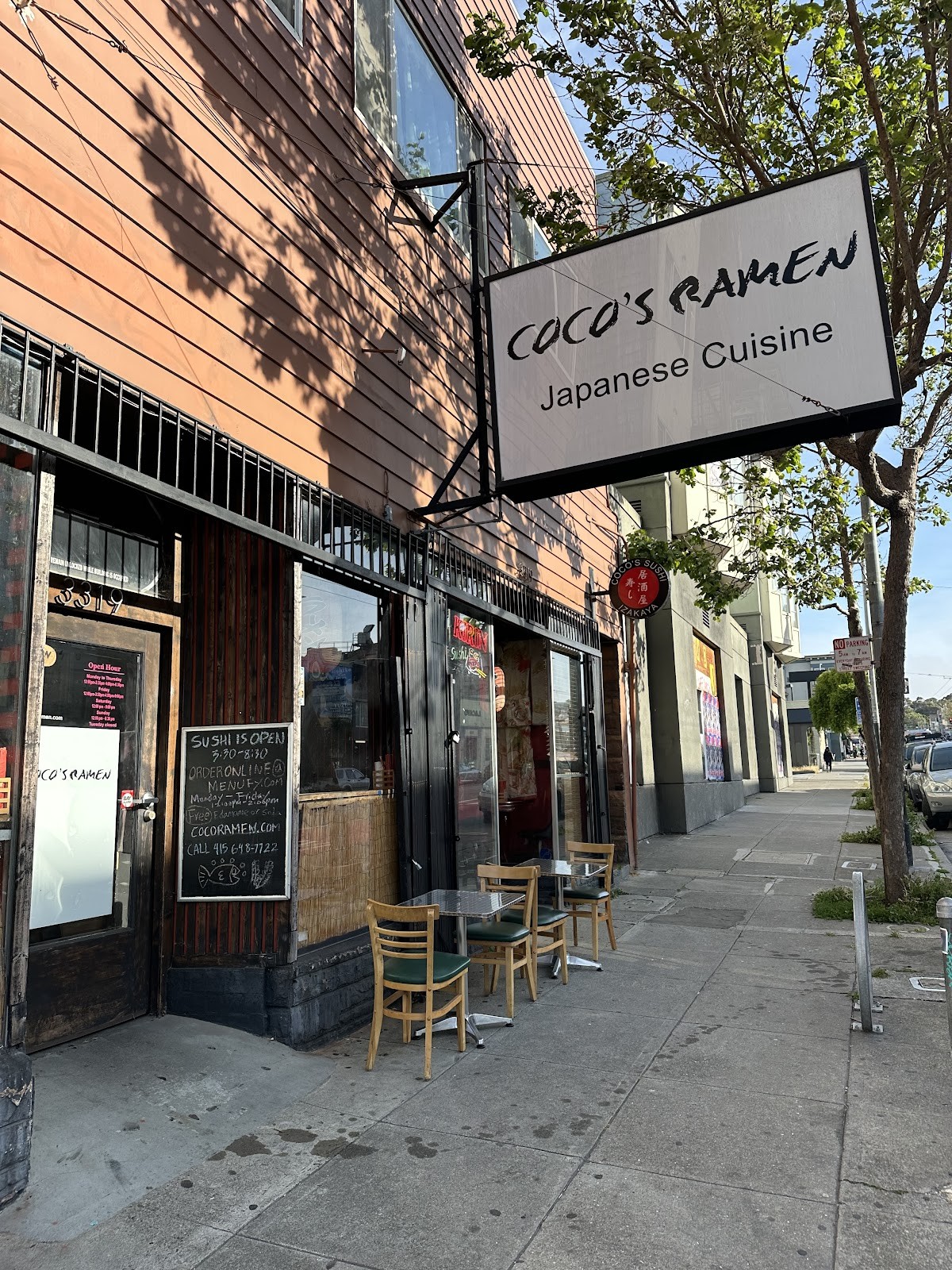 Coco's Ramen: the place