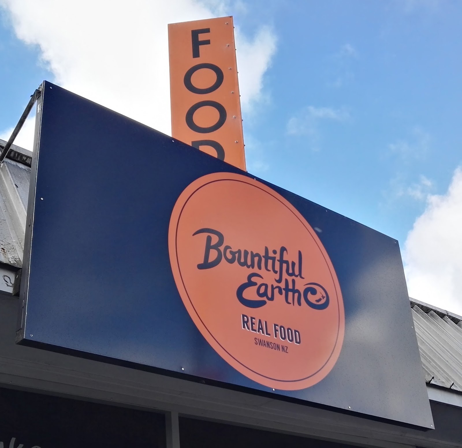 Bountiful Earth Cafe: the place