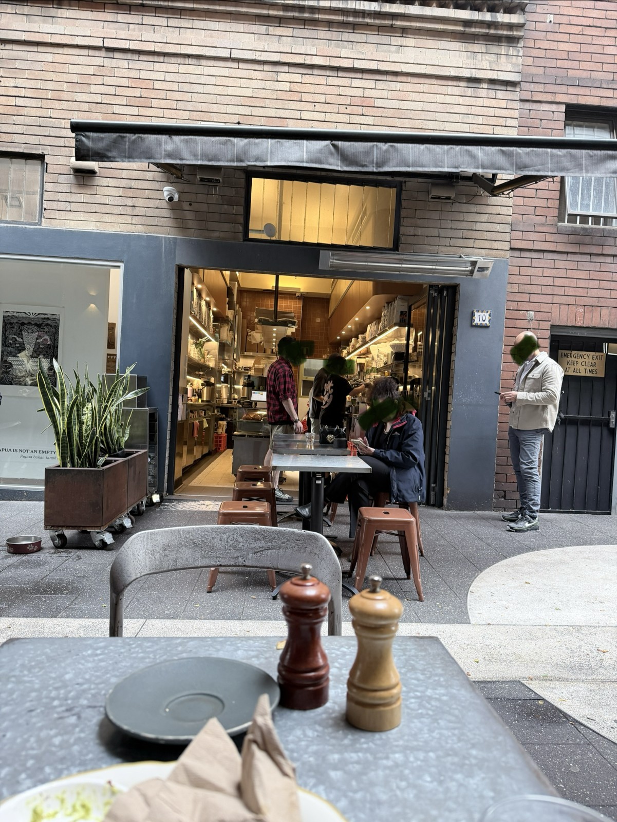 Room Ten: the place