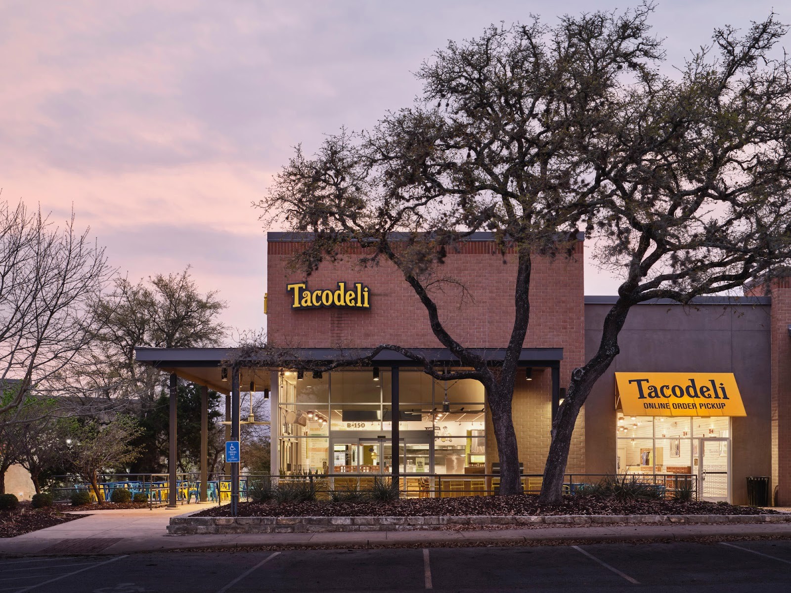 Tacodeli: the place