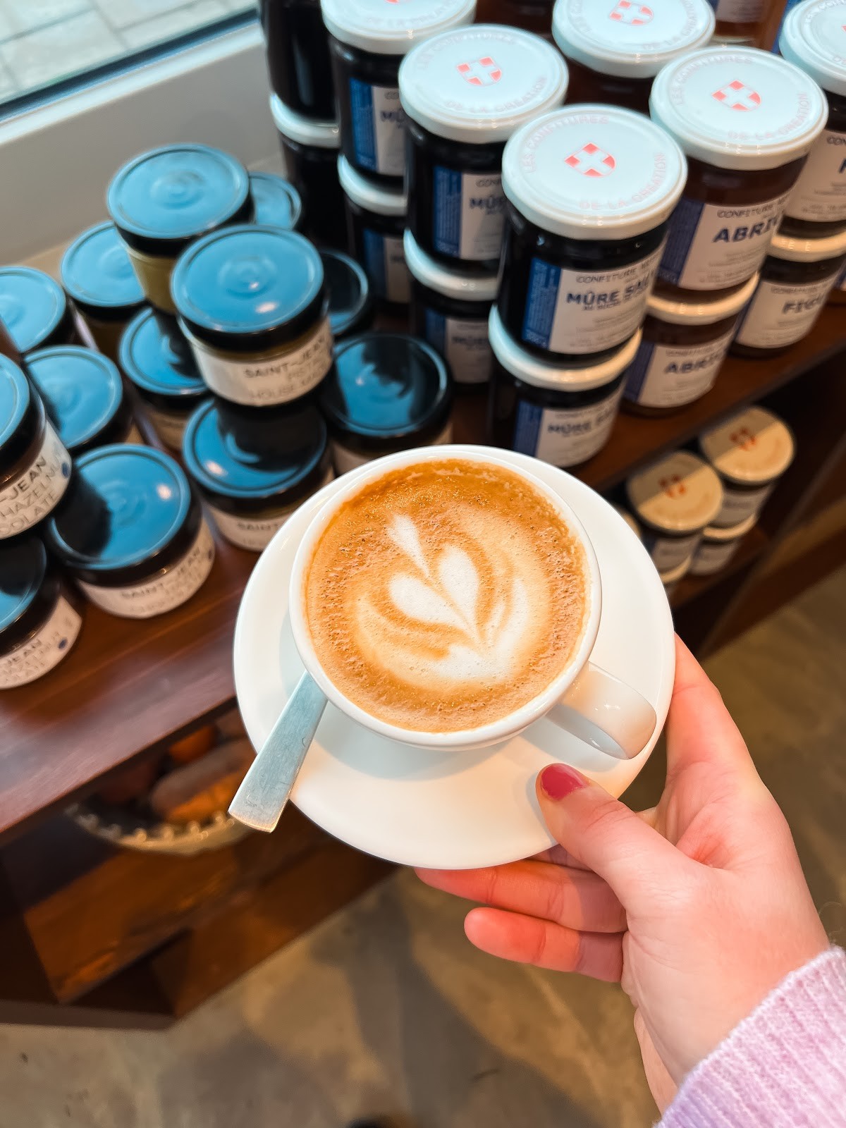 SAINT-JEAN Deli: food & drinks