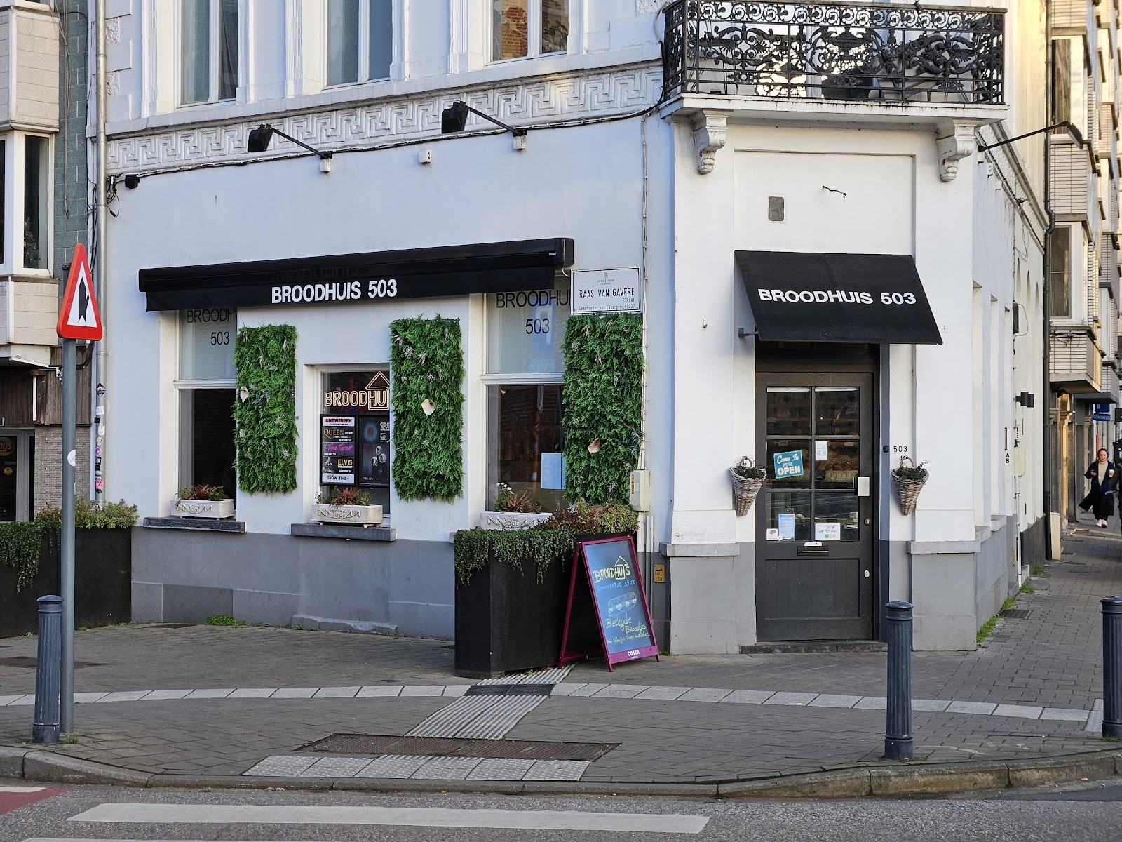 BroodHuis: the place