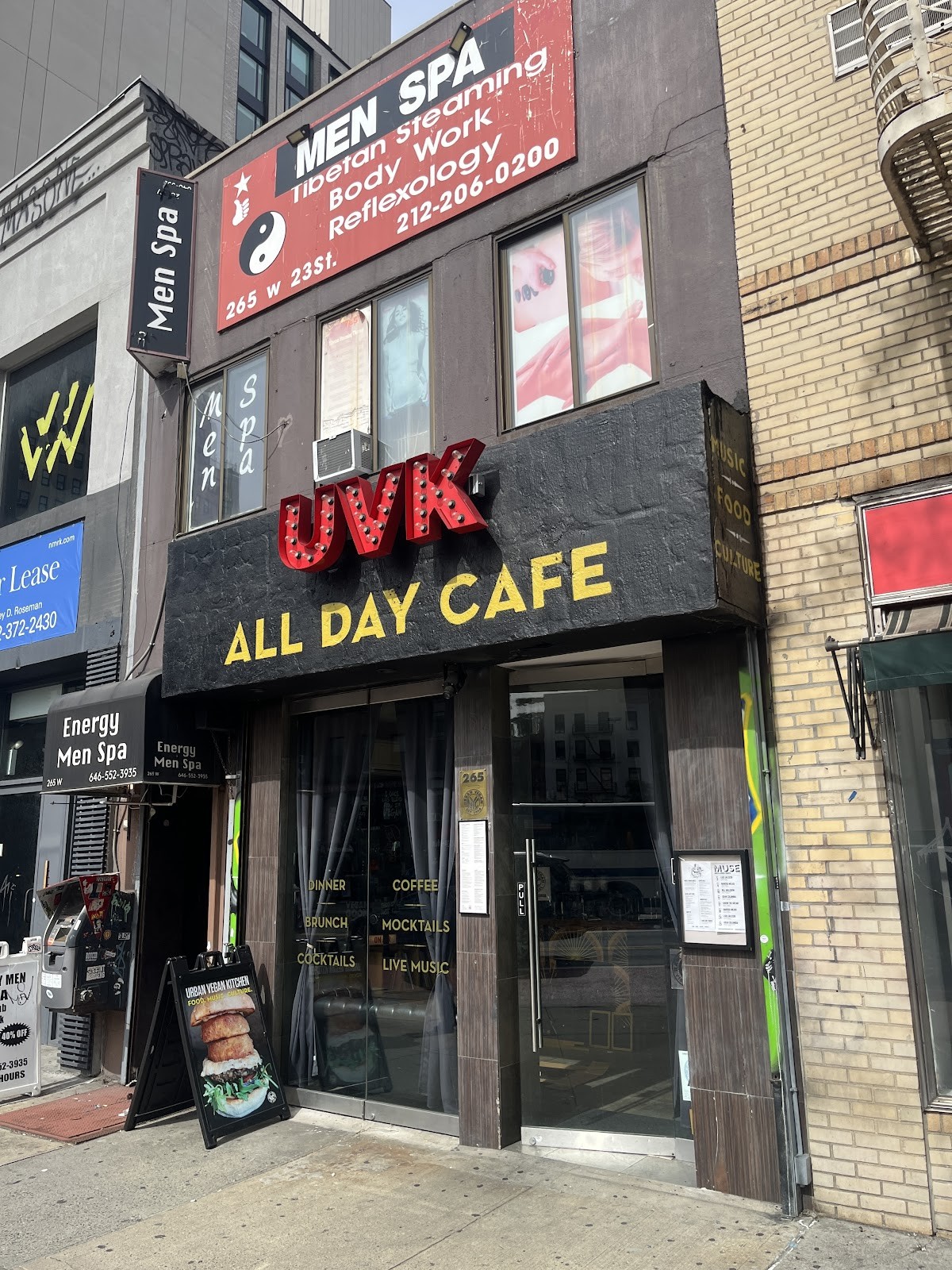 Urban Vegan Kitchen: the place