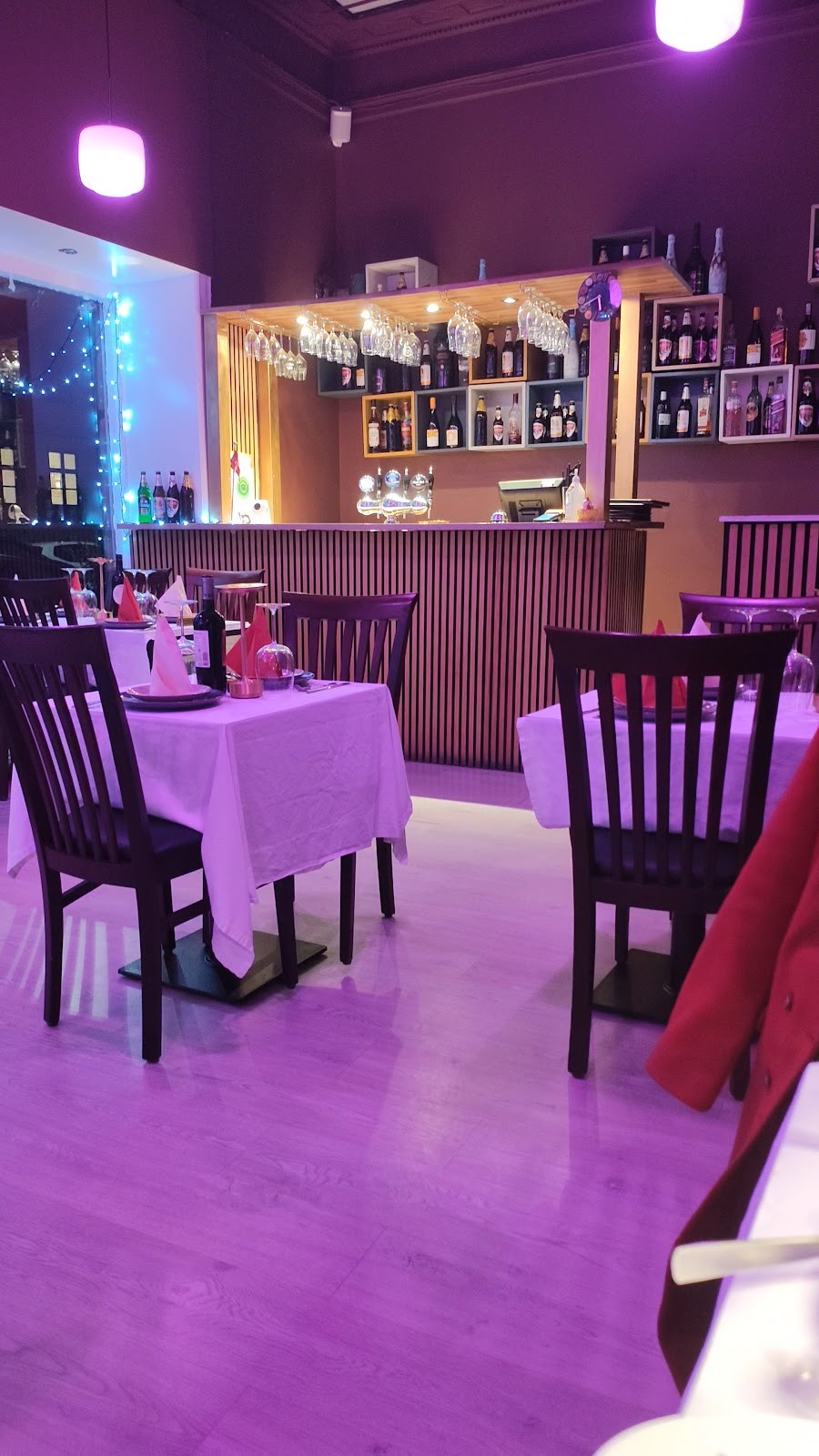 Hind Indisk Restaurant: the place