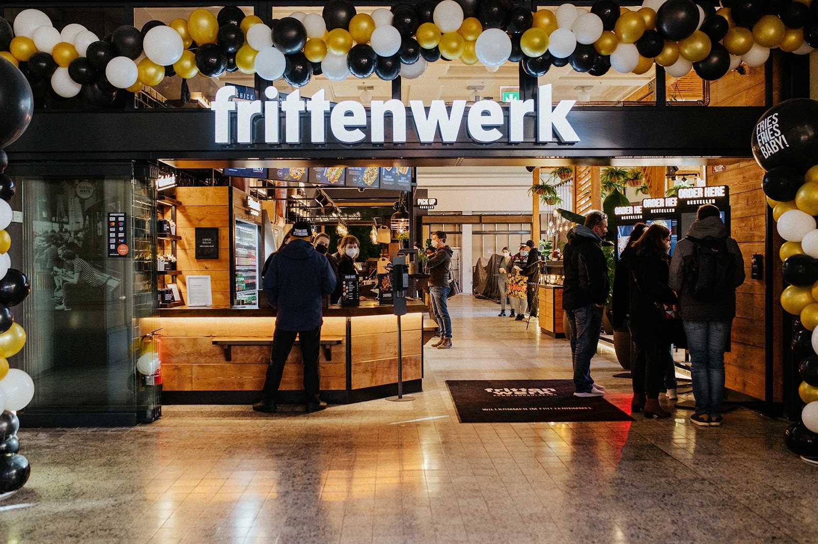 Frittenwerk Leipzig Hbf: the place