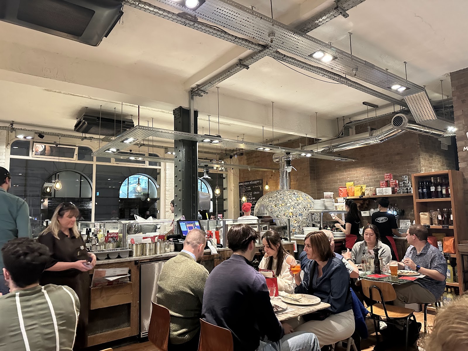 Franco Manca Aldwych: the place