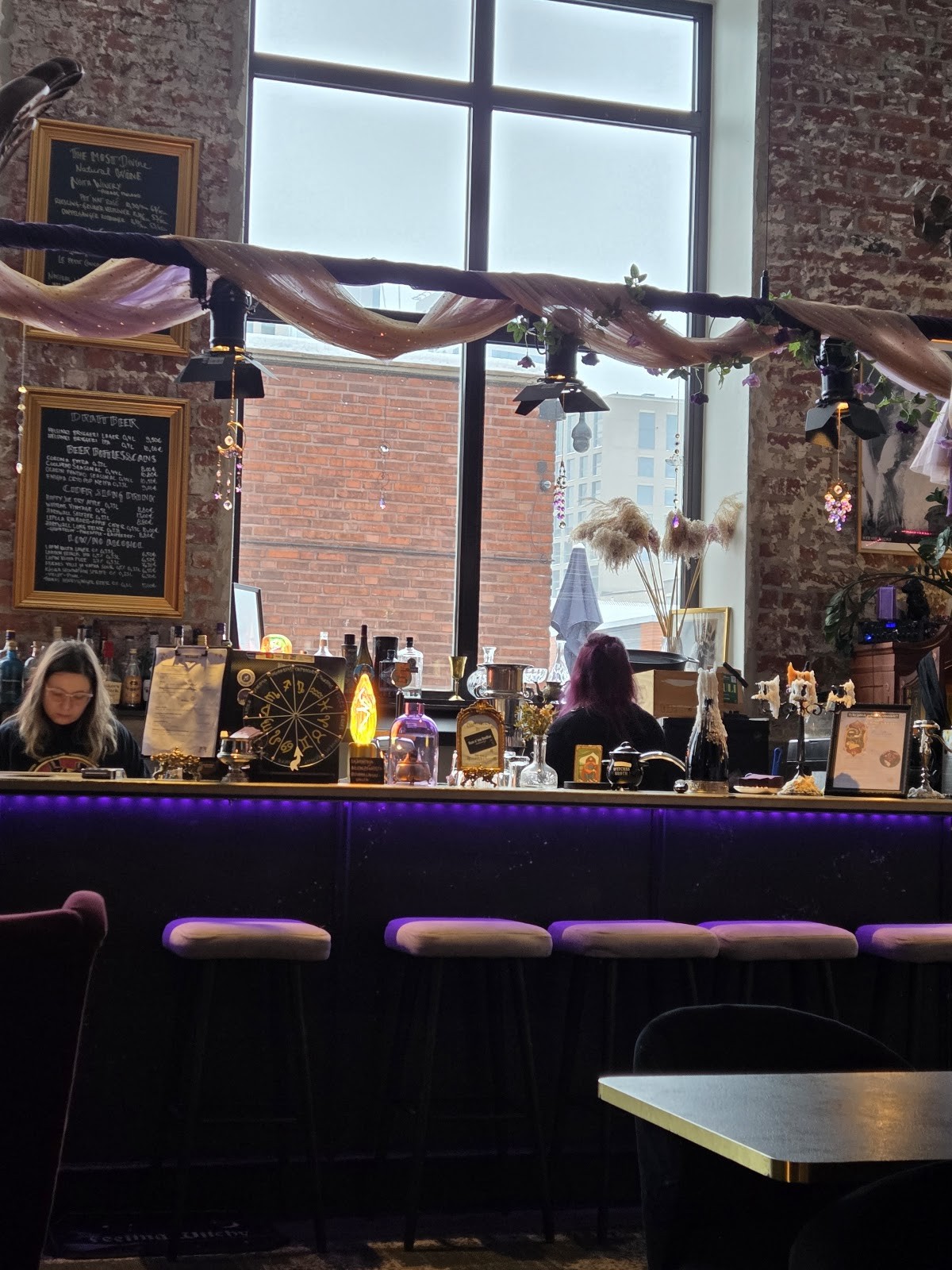 Restaurant Huuhaa Astro Bar & bistro: the place