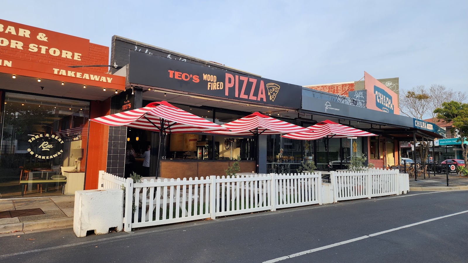 Teo's Pizza & Bar - Highett: the place