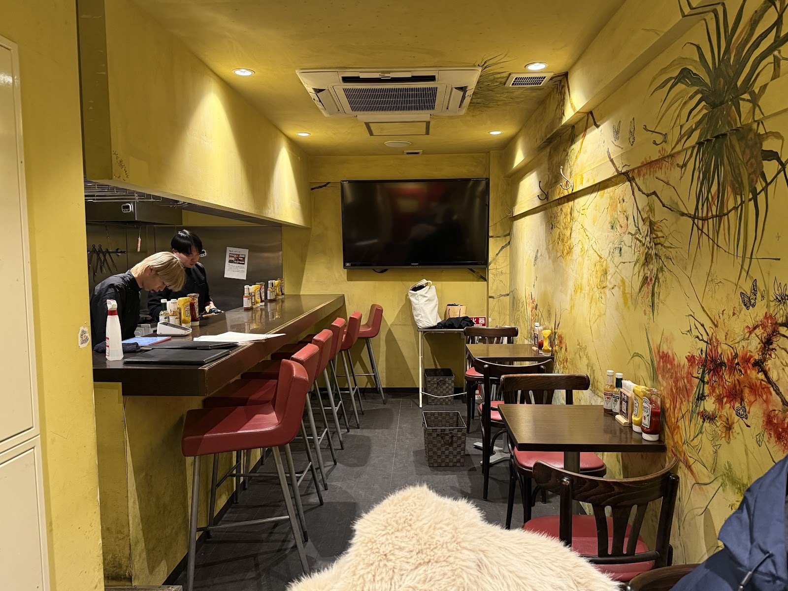Wagyu & Vegan Hamburger (Halal Gluten Free) Tokyo Ginza Restaurant: the place