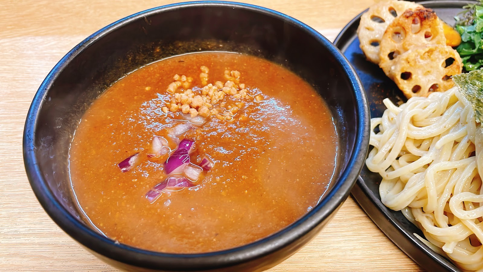Tsukemen zuppa: food & drinks