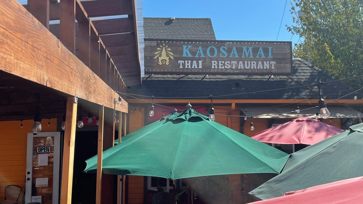 Kaosamai Thai Restaurant: the place