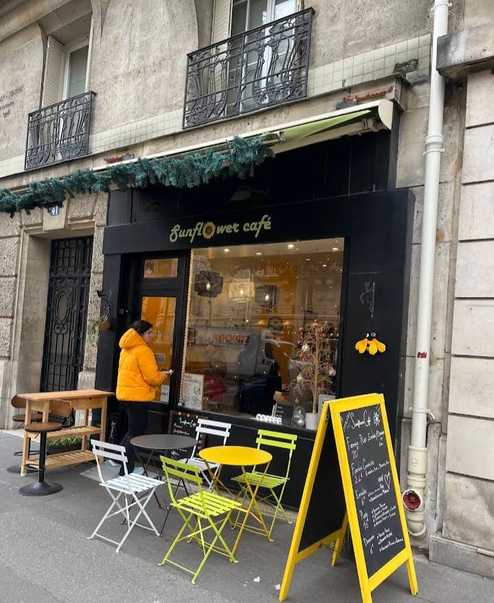 Sunflower Café: the place
