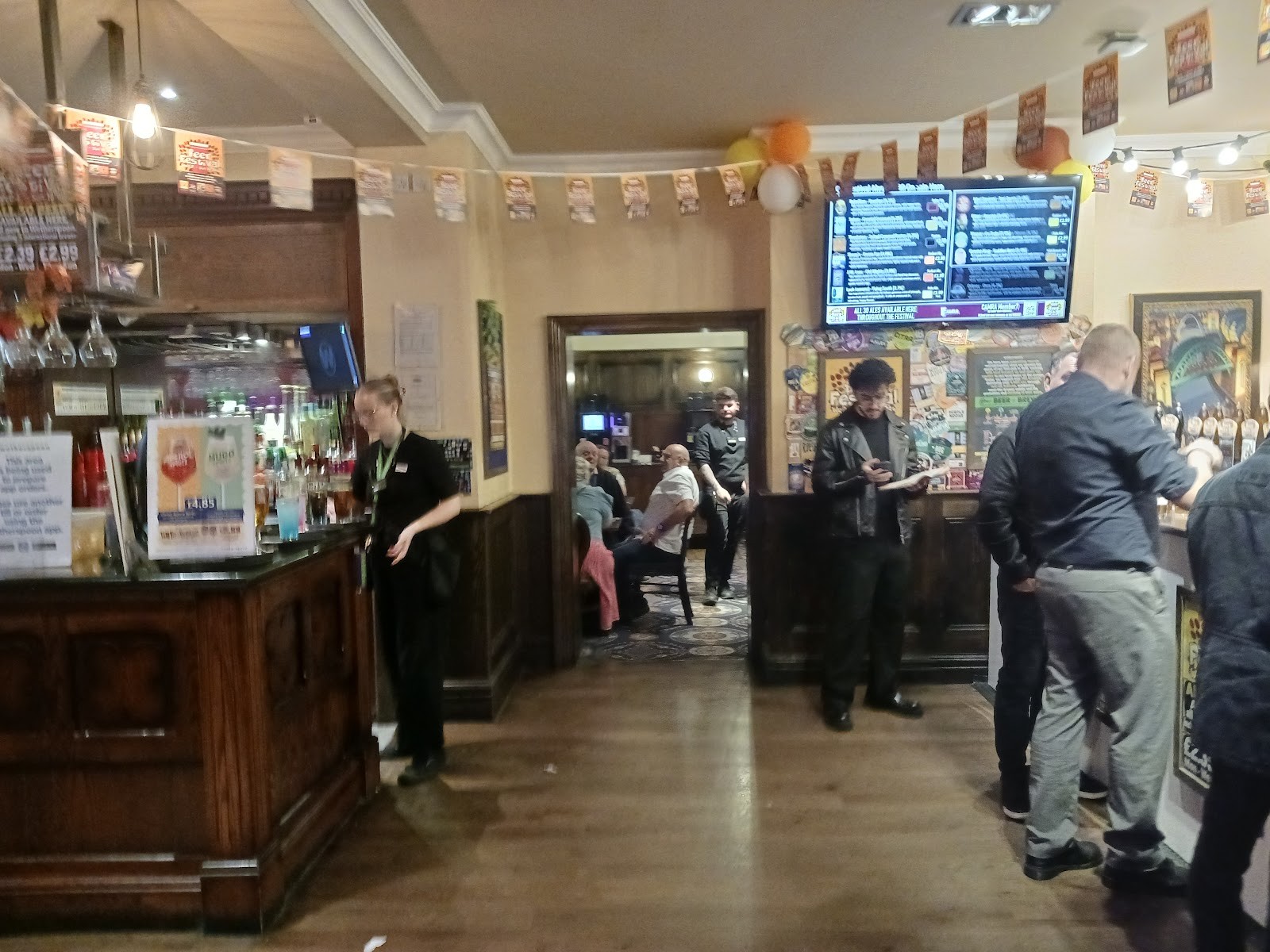 The Five Swans: the place