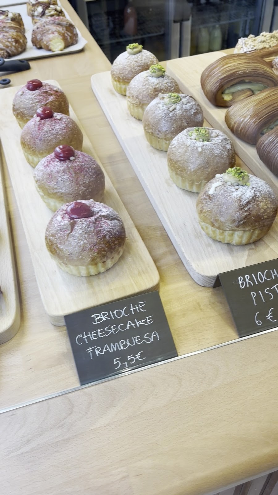 Magma Bakery Lab: food & drinks