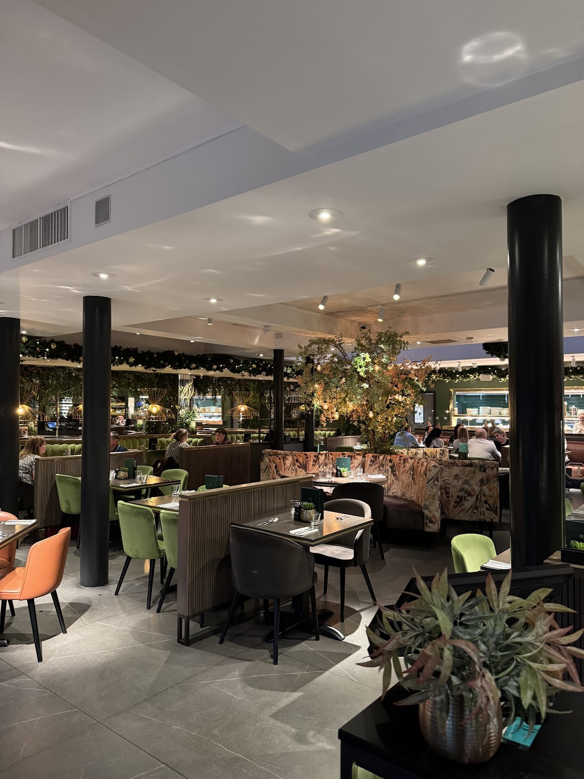 Albert’s Didsbury Restaurant & Bar: the place