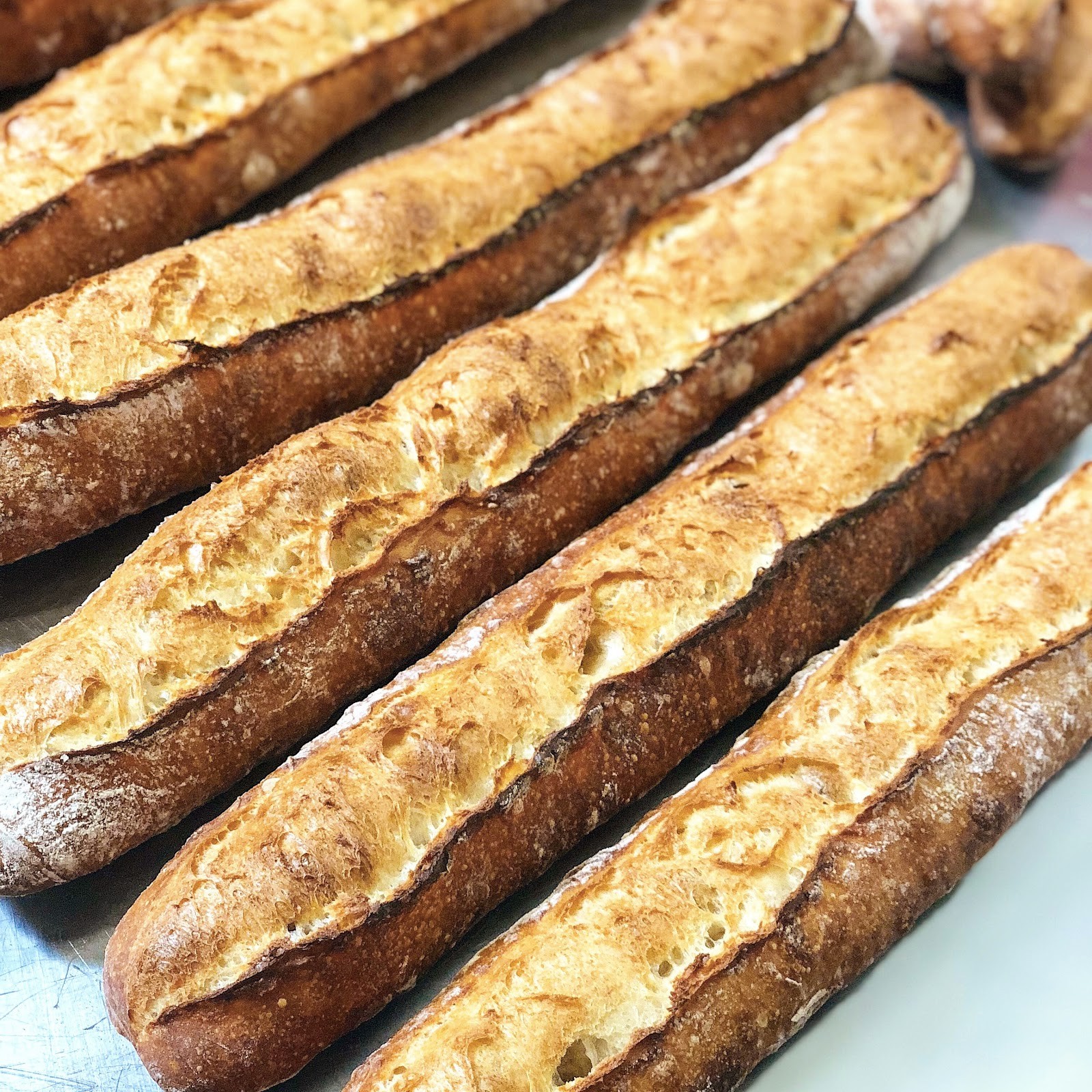 Simple Loaf Bakehouse: food & drinks