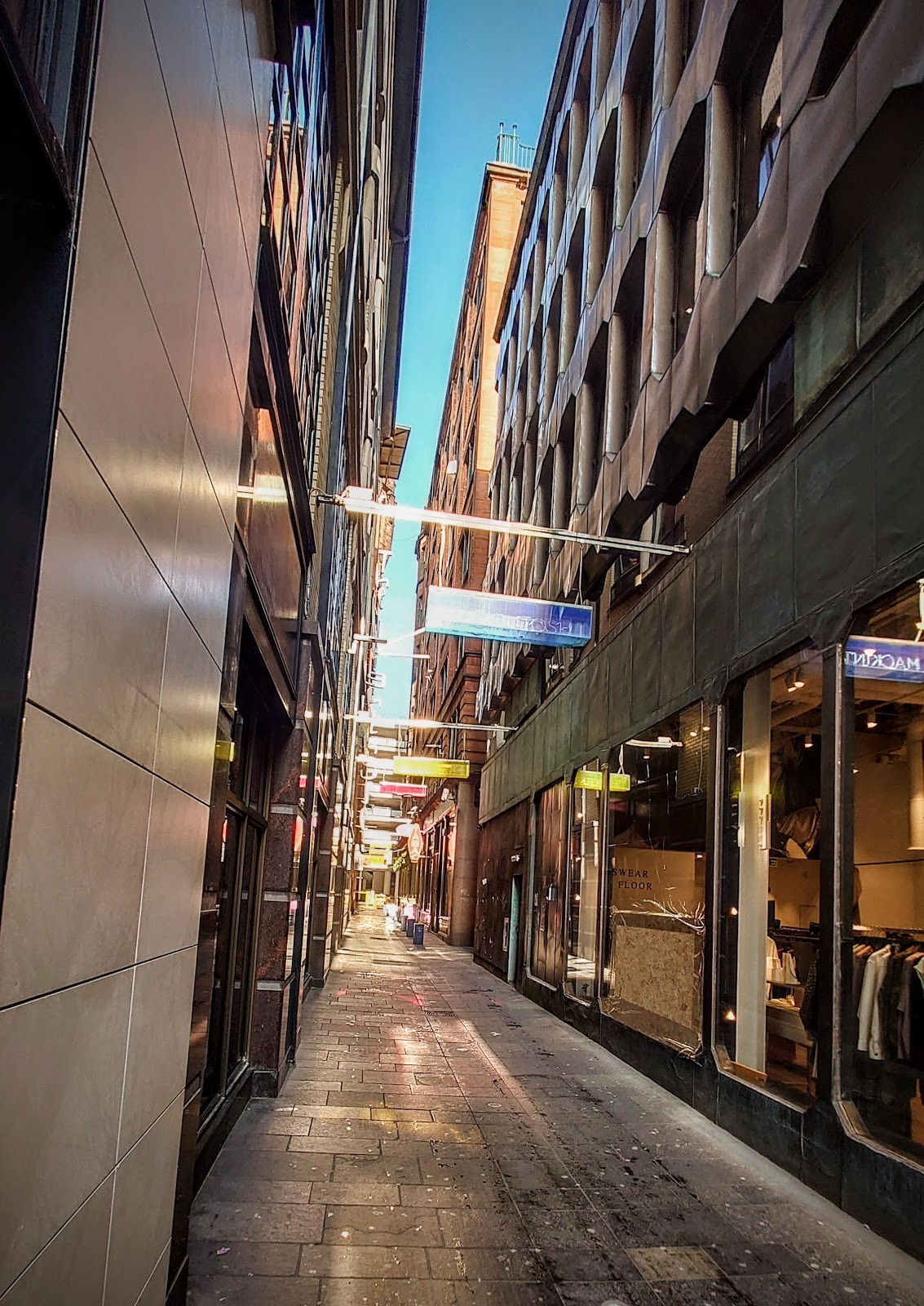 Bar Soba Mitchell Lane: the place