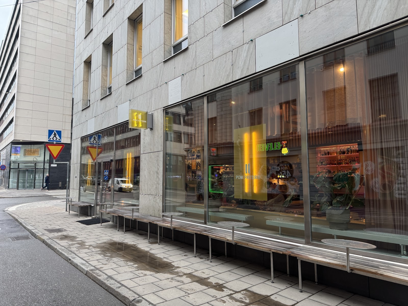 Pom Friterie: the place