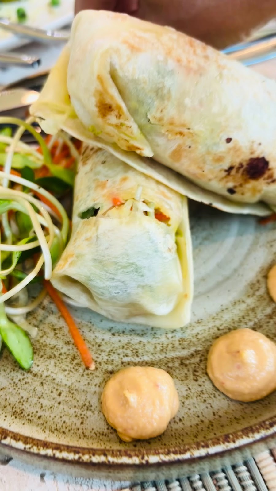 Living Table Bangkok: food & drinks