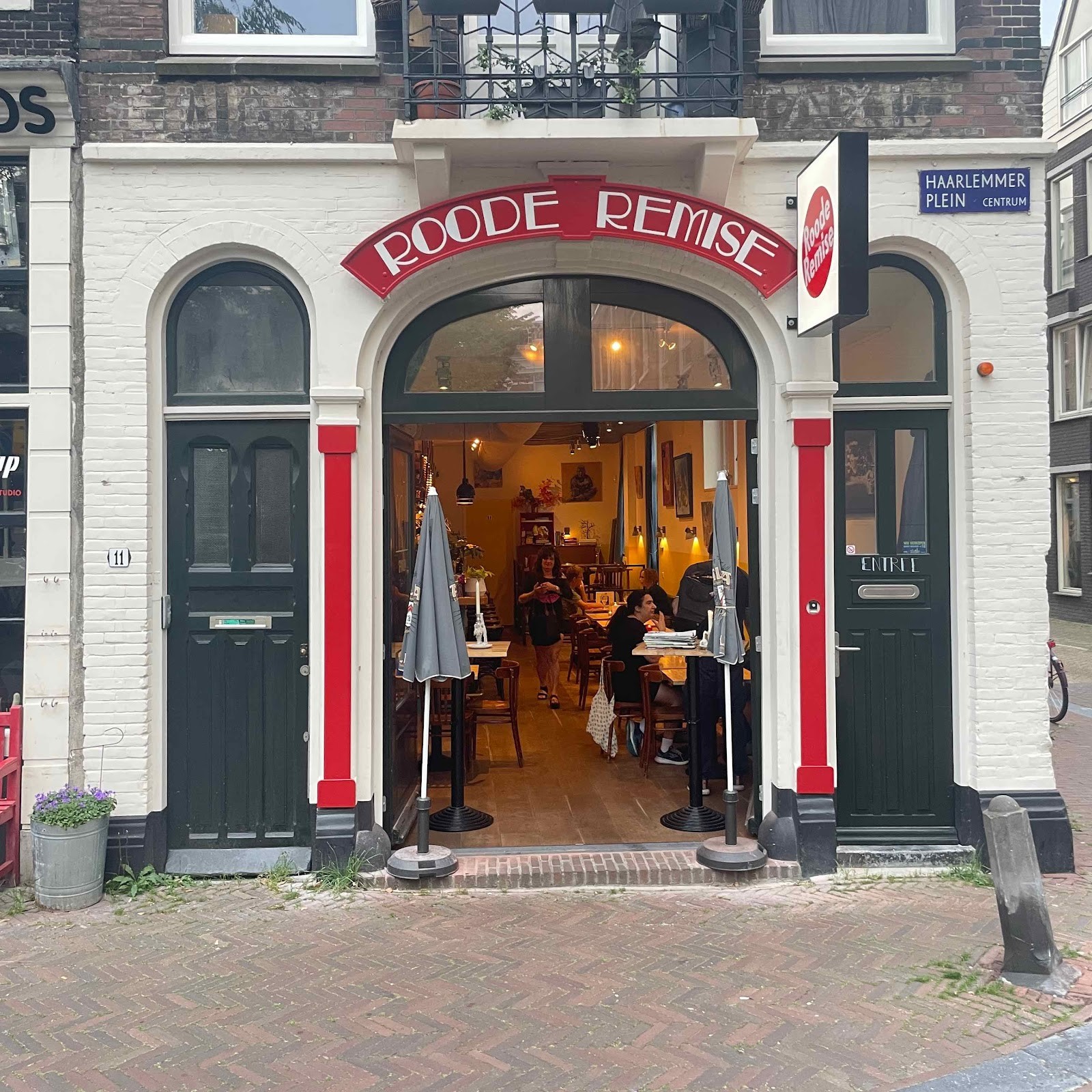 Roode Remise: the place