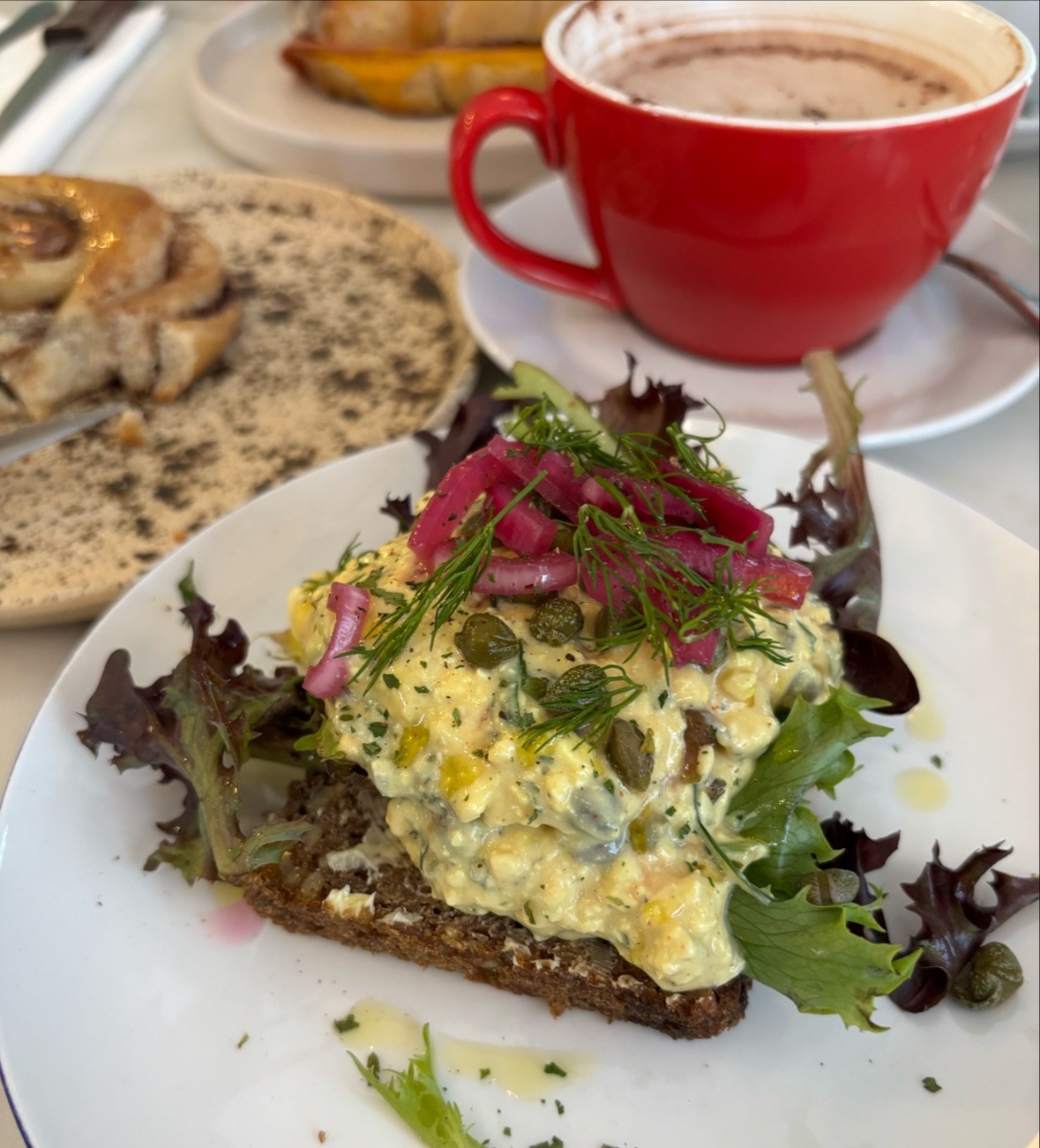 Dauns: food & drinks