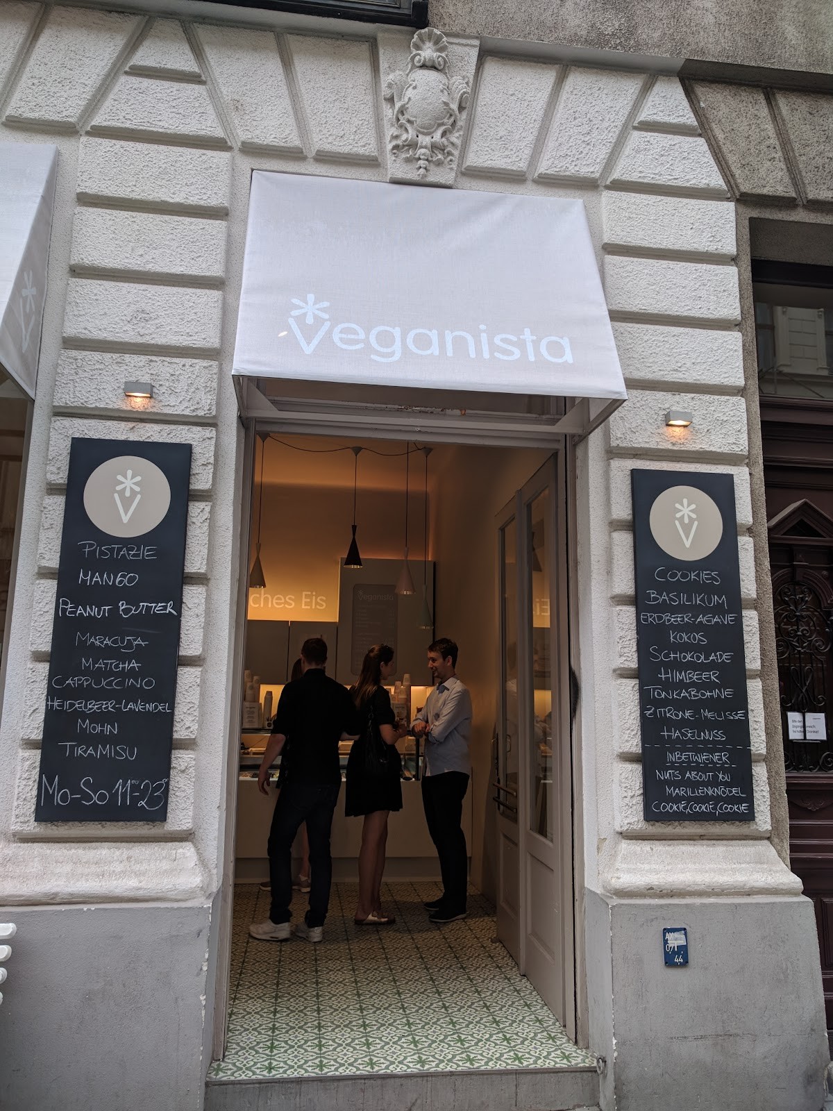 Veganista Ice Cream: the place