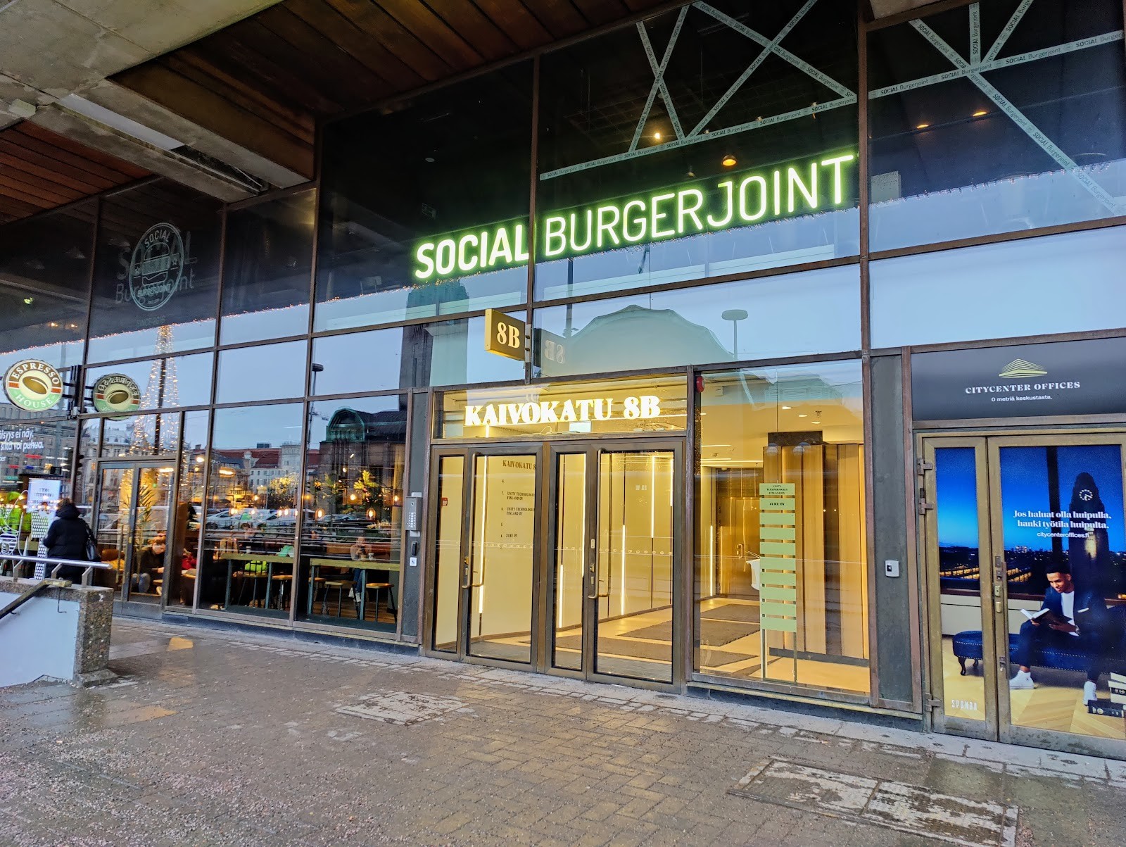 Social Burgerjoint: the place