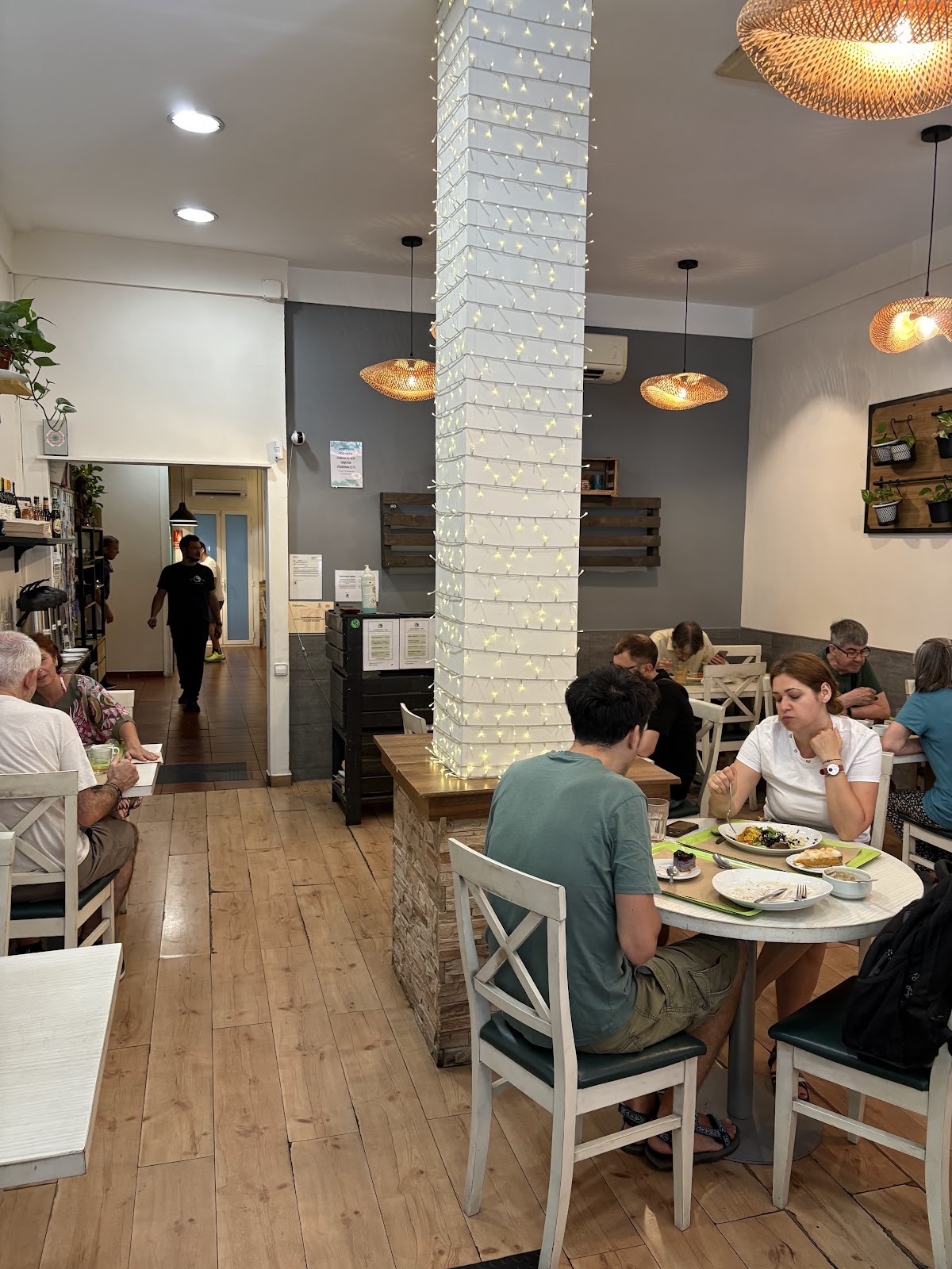Restaurant Macrobiòtic Zen: the place
