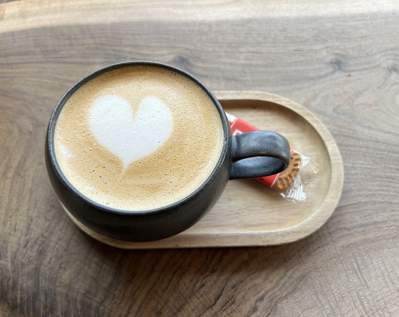 Puck & Pollen: food & drinks