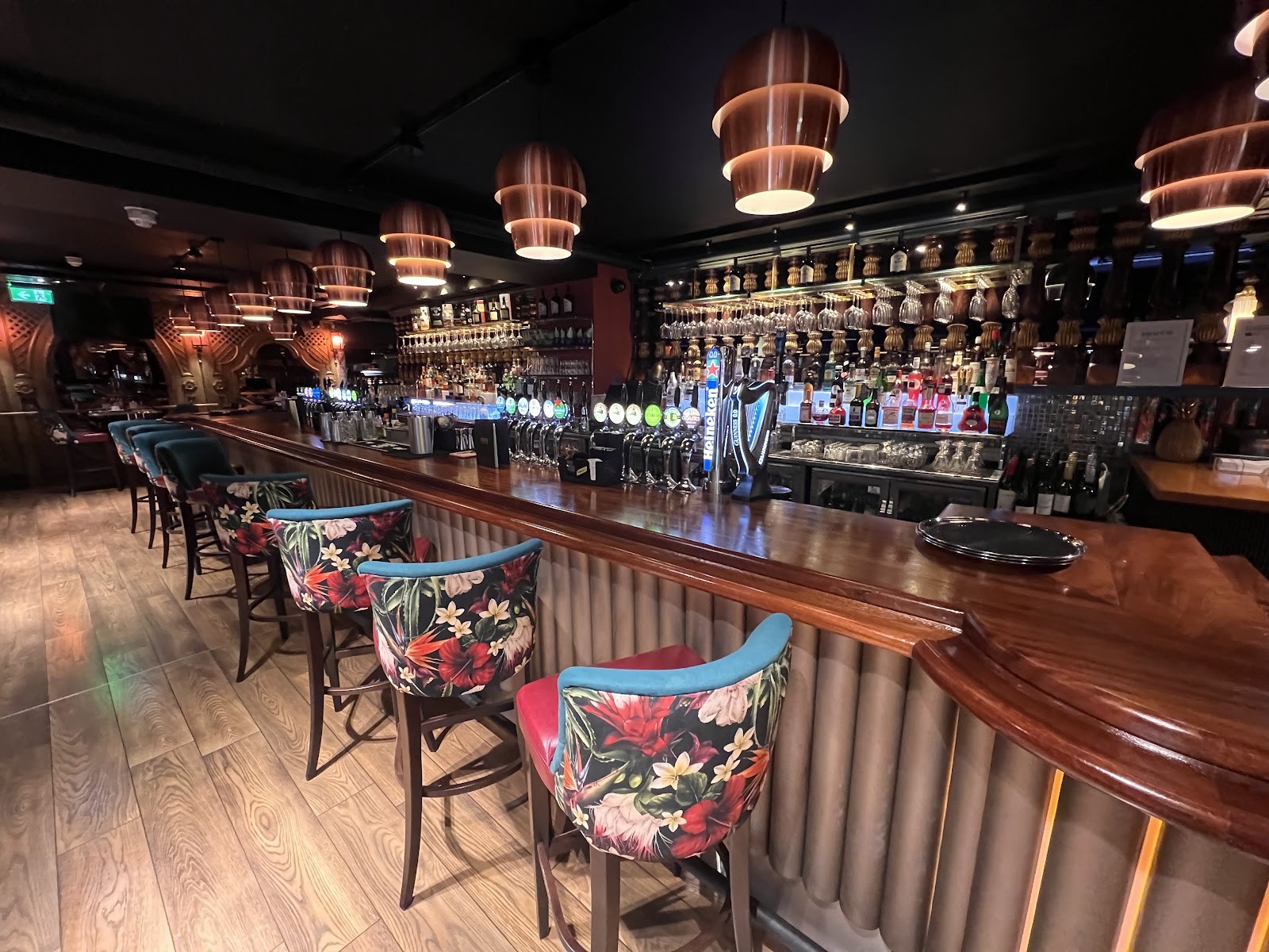 Bartley's Bar & Restaurant: the place